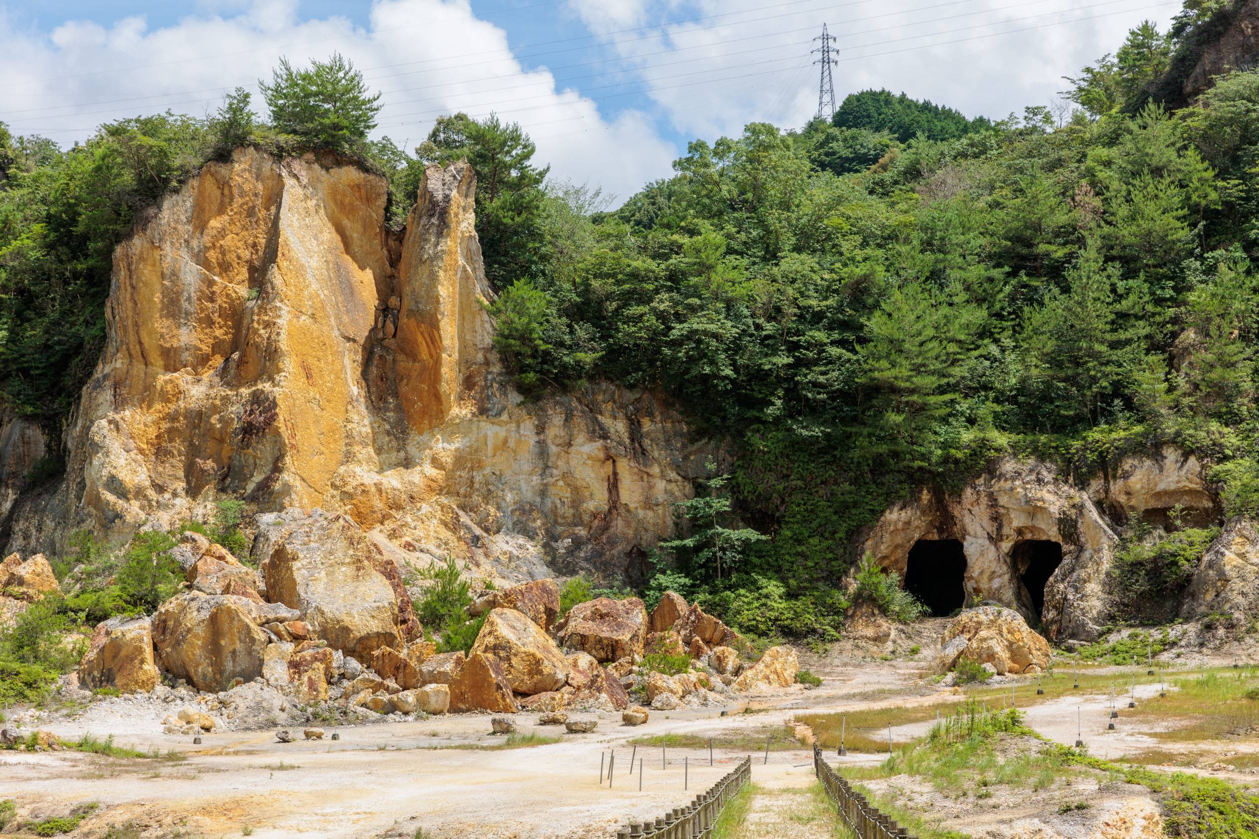 【有田観光の穴場】泉山磁石場跡で知る、日本の磁器の秘密